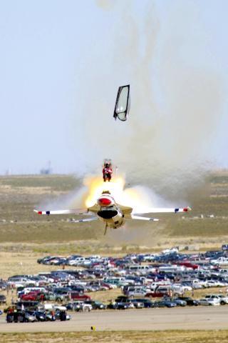 F-16 Fighting Falcon FREE